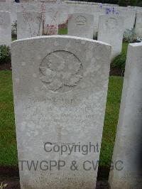 Etaples Military Cemetery - McCartney, Harry Mathew